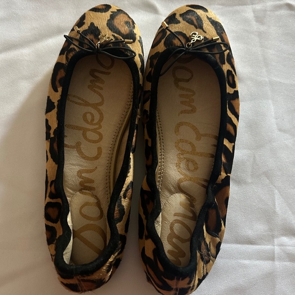Sam Edelman Flats - Picture 1 of 5